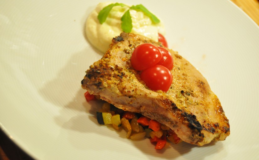 Hverdagsmat – Sous vide svinekoteletter med polenta (mousse) og stekte grønnsaker